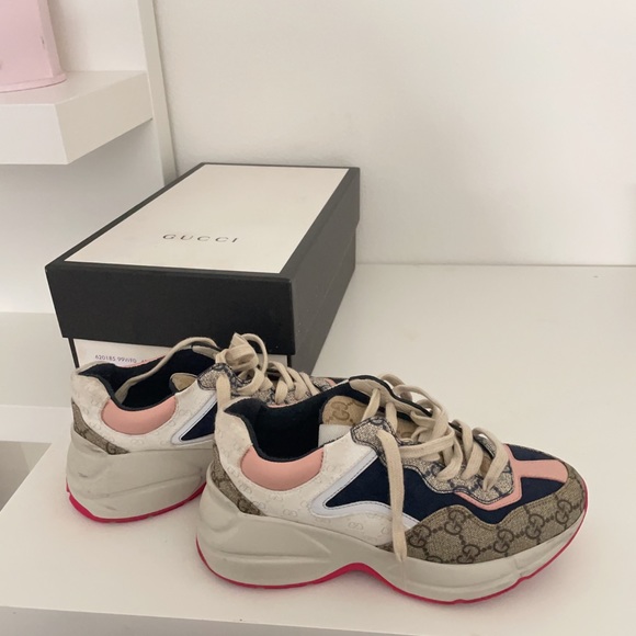 Gucci sneakers - Picture 2 of 7